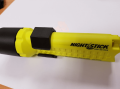 Latarka nahełmowa Nightstick XPP-5418GX ATEX strefa 0  z uchwytem