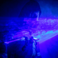 Latarka kątowa Stripelight FRT z modułem laserowym i ładowarką