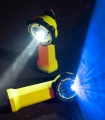 Latarka kątowa Stripelight FRT z modułem laserowym i ładowarką