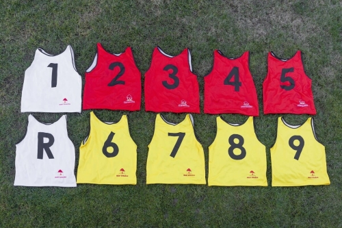 Plastrony - oznaczenia funkcyjnych (numery startowe)